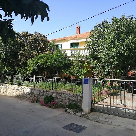 Apartmani Milka 파코스탄 외부 사진